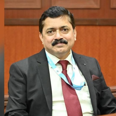 Dr. Varinder Kanwar